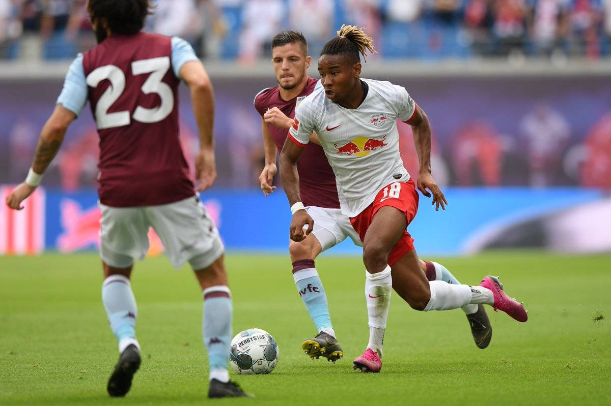 包含赛地聚焦——德国杯冲刺阶段热度飙升,摩纳哥止住颓势,震撼外界,团队化学反应显著的词条